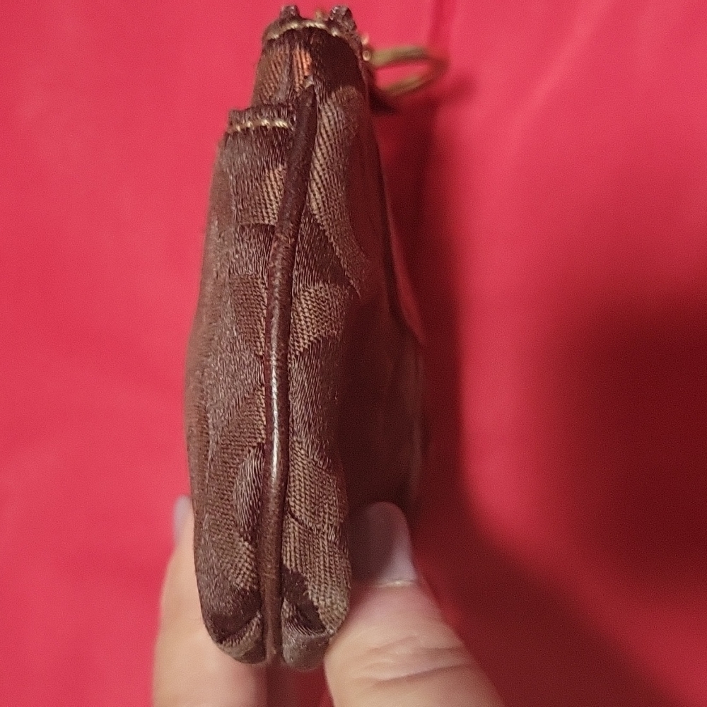 Coach Coin Purse - Picture 4 of 7